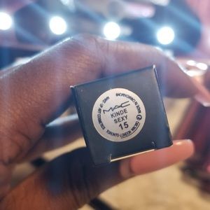 MAC Kinde Sexy pink/Nude Lipstick